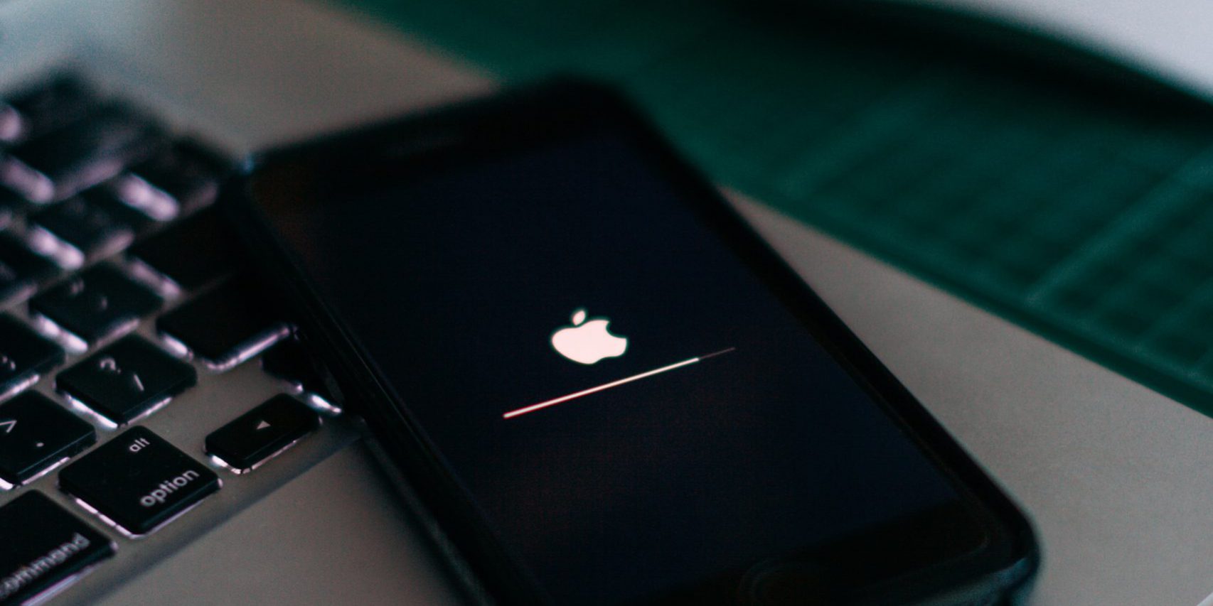 iOS 8 Gets A Slow Reception